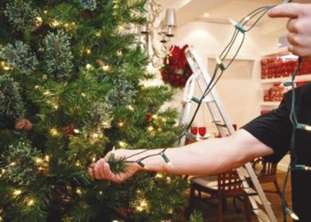 Veja dicas e orientações sobre instalação segura de enfeites natalinos