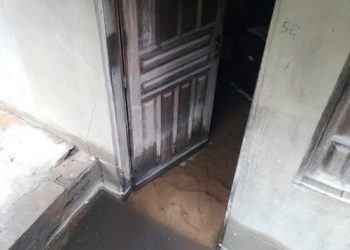 Adutora rompe no B. Shell afeta 3 residencias e compromete abastecimento de água