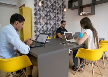 Agora Linhares tem coworking, venha conhecer