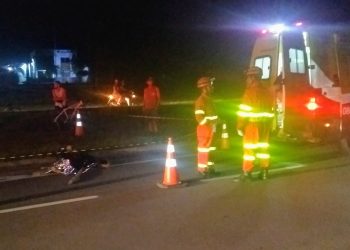 Ciclista morre apos ser atropelado na BR 101 em Linhares