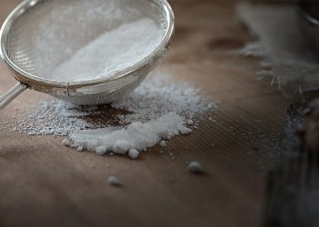 Homem que encontrou rato morto em embalagem de açúcar deve ser indenizado