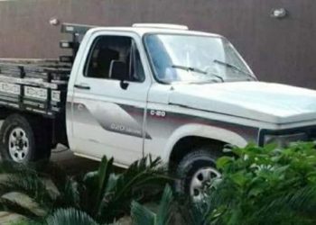 Caminhonete é furtada em garagem no Santa Cruz