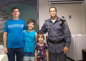 Fãs mirins da PM visitam 12º Batalhão