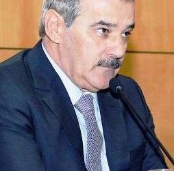 Prefeitos de Linhares e Serra não devolvem recursos e governo autoriza cancelamento de convênios