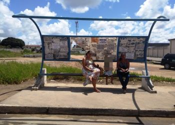 Prefeitura de Linhares admite falta de manutenção em abrigos de ônibus