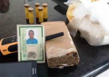 Policia Militar apreende droga, munições e rádio comunicador em bairro de Linhares