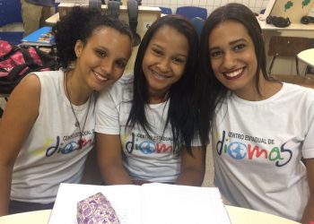 Vagas para cursos de idiomas em Escolas de Linhares