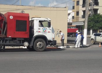 VAZAMENTO – Após 24 horas, empresa retira produto tóxico, e avenida é totalmente liberada em Linhares