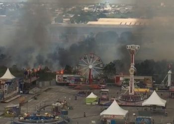 Incêndio atinge área de 5 mil metros próximo a shopping em Linhares; vídeo