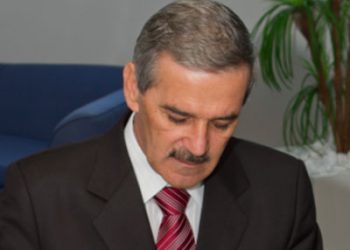 Câmara de Linhares pode decidir o futuro político de Guerino Zanon