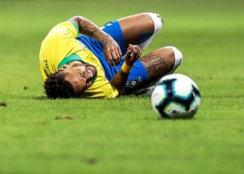 Neymar é cortado da seleção brasileira está fora da Copa América