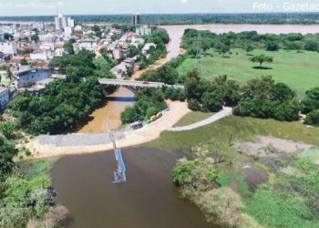 Ensecadeiras começam a ser instaladas no canal do Rio Pequeno