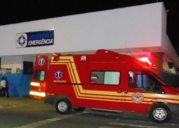 Colisão entre dois automóveis na estrada do Pontal deixa 4 feridos