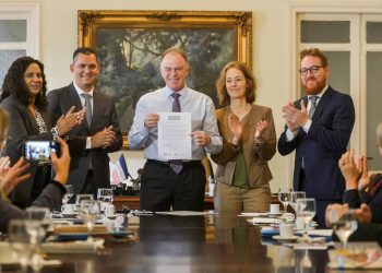 Governo do Estado irá mapear alunos que estão fora da escola