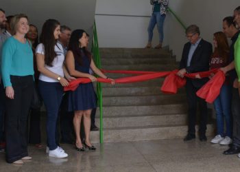 IFES Linhares inaugura obra de novo prédio de ensino e anuncia novos cursos para o município .