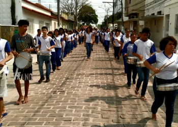 Após mais de 30 anos, Escola volta a ter sua Banda e desfila nesta quinta-feira. Vídeo