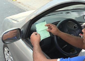 Detran vai fazer blitz para multar carros com IPVA e licenciamento vencidos