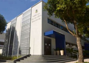 Por supostas irregularidades Tribunal de Contas suspende edital de licitação do lixo em Linhares