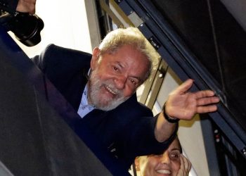 Justiça autoriza transferência de Lula para São Paulo