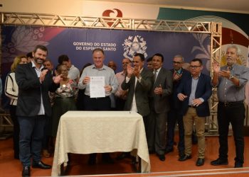 Governador autoriza repasse de R$ 12 milhões para ampliação dos serviços de radioterapia