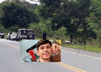 Professor bate com o carro em árvore e morre em acidente em Aracruz