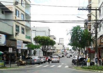 FERIADO – Sábado 7 de setembro, lojas e supermercados irão abrir em Linhares? Confira