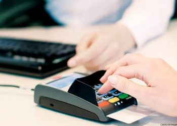 TÍQUETE ALIMENTAÇÃO – Falha no sistema deposita crédito de R$ 840,00 no tíquete alimentação de Servidores da Prefeitura de Linhares