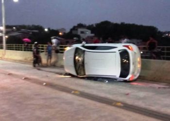 Pai e filhas sofrem acidente na ponte do Shell; Vídeo