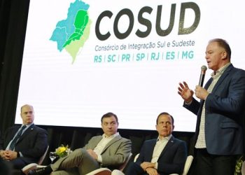 COSUD – Governador Casagrande participa de novo encontro em Santa Catarina