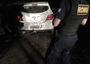 VÍDEO – CGM recupera carro roubado que pode ter sido usado em crime no Nova Esperança