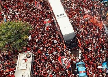 FINAL DA LIBERTADORES  – Flamengo e River Plate; Linharenses rubro-negros já preparam carreta