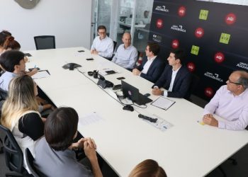 EDP e Grupo Águia Branca assinam contrato para desenvolver infraestrutura de recarga para ônibus elétricos
