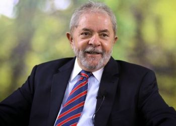 Juiz determina saída de Lula da prisão após decisão do STF