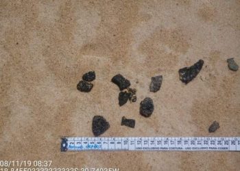 Fragmentos de óleo chegam a praia de São Mateus, no Espírito Santo, diz Marinha