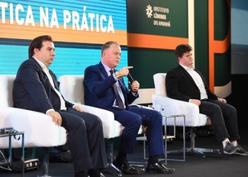 Governador participa do 7º Fórum Liberdade e Democracia de Vitória
