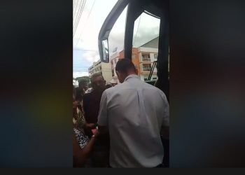 Confusão na Rodoviária de Linhares, passageiros que tentaram viajar pela viação Águia Branca não conseguiram comprar bilhetes