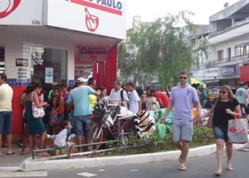 FIQUE LIGADO – No horário do funcionamento do comercio em Linhares neste último final de semana antes do natal.