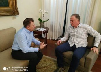 Presidente do PSB de Linhares, Tarcísio Silva reúne com o governador Renato Casagrande