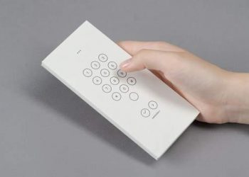 Google lança envelope para lacrar smartphone e combater vício