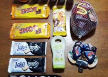 Dupla pratica furto em comércio, ameaça colocar fogo e matar proprietária