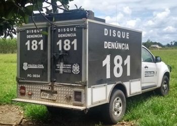 Corpo sendo devorado por urubus é encontrado em Linhares