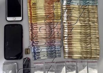 Polícia Militar faz apreensão de droga, munições e dinheiro em Linhares