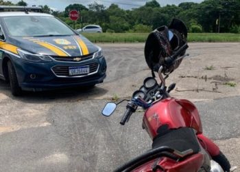 PRF prende suspeito por receptação de motocicleta furtada em Linhares