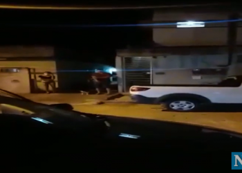 VÍDEO – Paciente curado de coronavírus que deixou hospital ontem em Linhares é homenageado em casa por amigos.