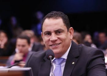 Deputado Da Vitória destina emenda de R$ 400 mil para hospitais de Linhares