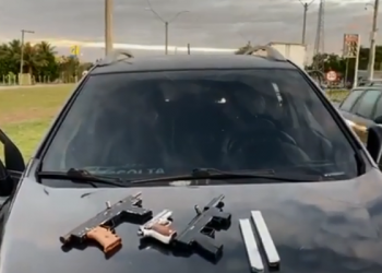 VÍDEO – PRF apreende duas submetralhadores e pistola durante fiscalização em Sooretama