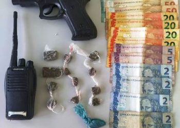 Suspeito em fuga da policia, ameaça atirar em policial e é atingido por um disparo