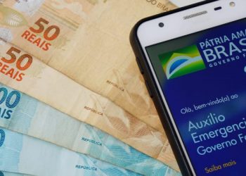 Caixa credita 1ª parcela do auxílio emergencial para mais de 405 mil pessoas neste sábado (16/05)