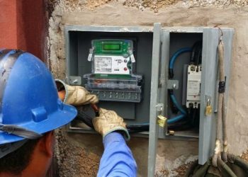 Senado aprova proibição de corte de luz em véspera de fins de semana