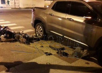 VÍDEO – Acidente entre Fiat Toro e Motocicleta deixa duas vítimas em estado grave